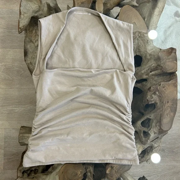 Abercrombie & Fitch Ava top - Picture 2 of 4